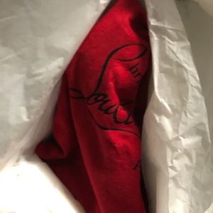 Christian Louboutin Very Prive!